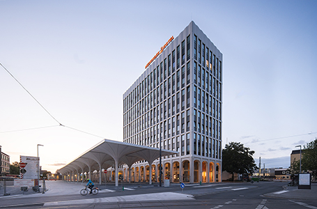 Die Gruppe GME Architekten BDA hat die Ausführungsplanung für den Neubau Hotel und Parkhaus am Fernbusterminal Bremen gemacht